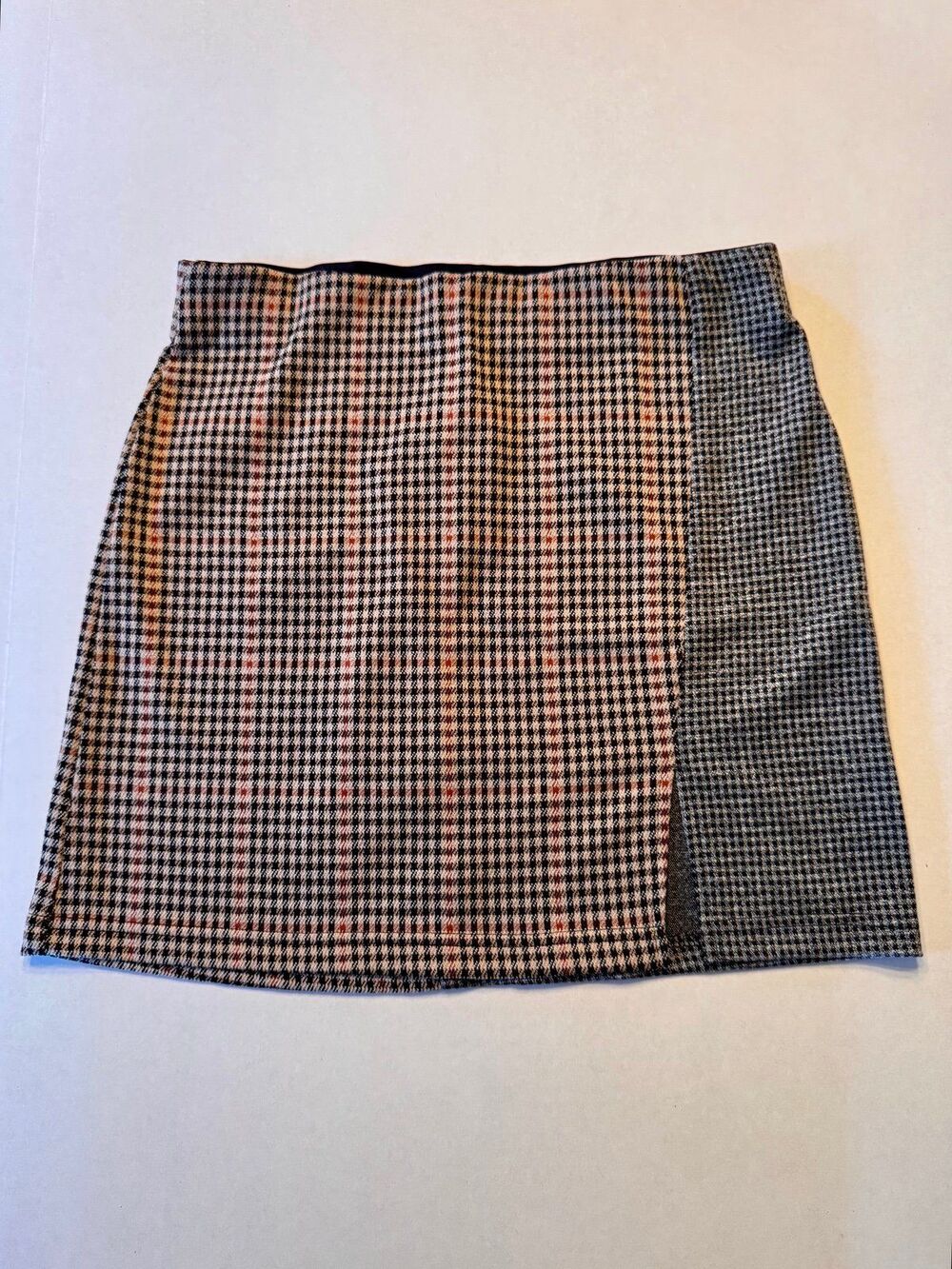 FLYING POINT Surf & Sport Plaid Mini Skirt Size Small NWT (Bx 14)